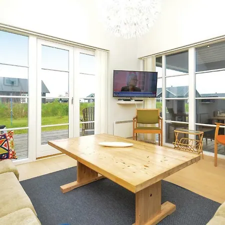 Tatil Evi Three-bedroom In *