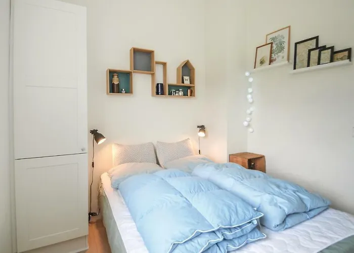 Three-bedroom In Nysted